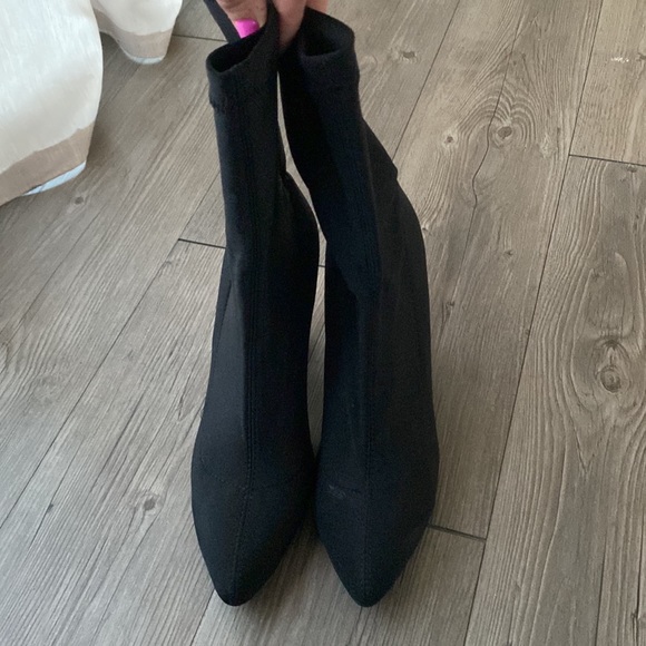 Black sock booties size 9 - Picture 7 of 7